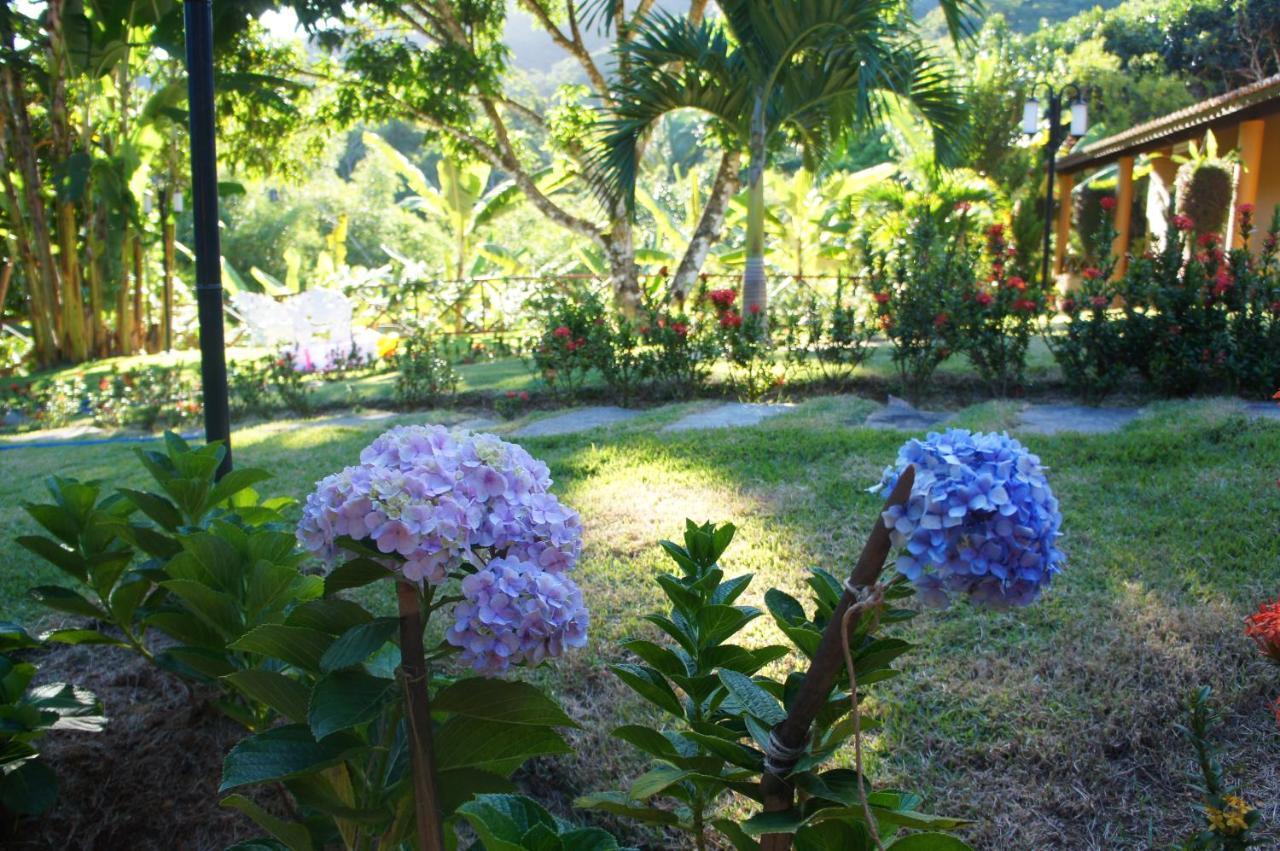 Hotel Cantinho Das Flores Гуарамиранга Экстерьер фото